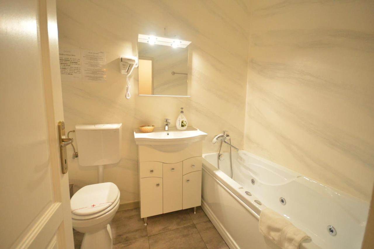 Boutique House Deva Hotell Eksteriør bilde